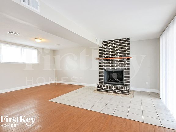 3rd image of 41 Gary Glen Dr