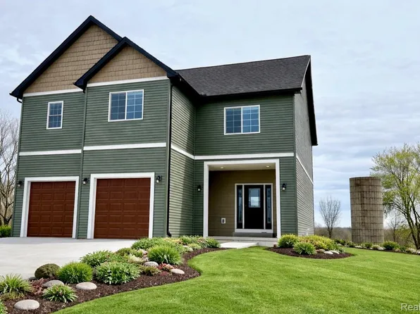 2670 Riley Center Rd, Riley, MI 48041