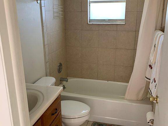 4th image of 17222 Whitewater Ct