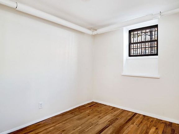 4th image of 570 Jefferson Ave APT 9