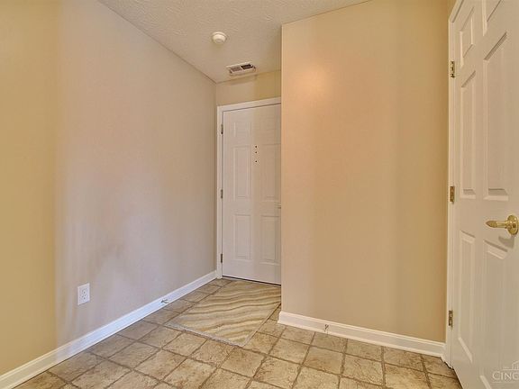 5th image of 3588 Chestnut Park Ln