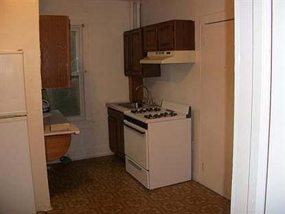 5th image of 484 Lincoln Pl #1