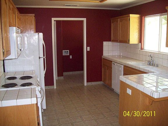 3rd image of 30634 N Dome Dr