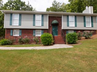 1449 Secretariat Dr, Helena, AL 35080
