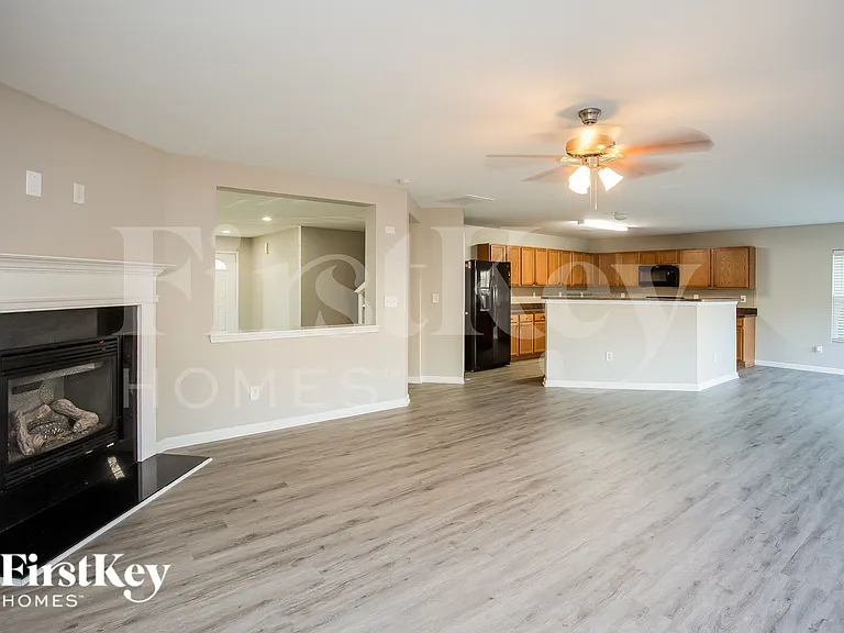 6627 Ruth Ferrell Ct — Photo 4
