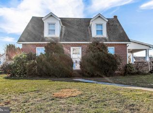 90 Old Bowers Rd, Mertztown, PA 19539