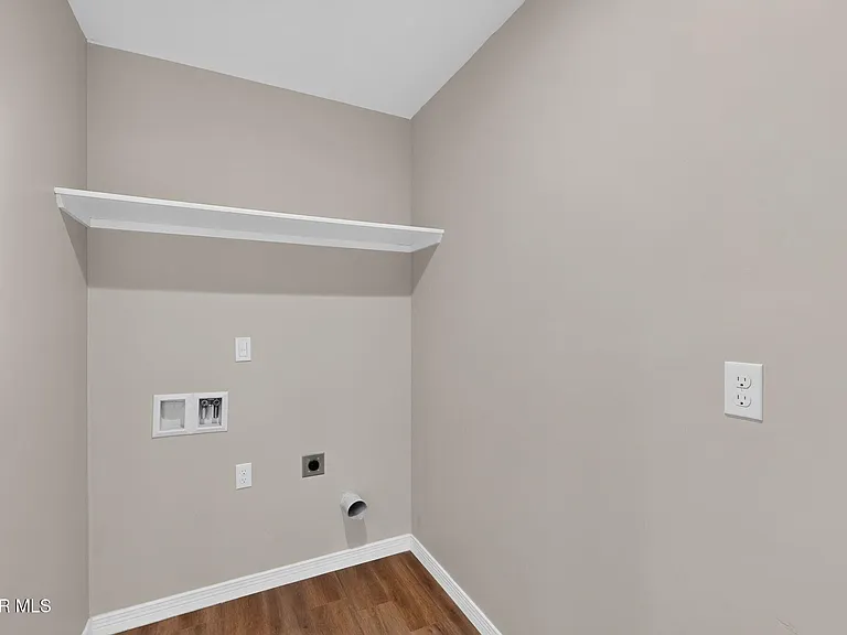 1483 Osullivan Dr #B — Photo 26