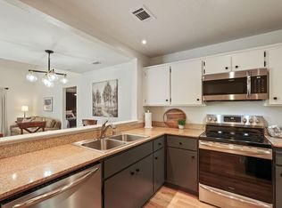 2401 Eilers Ln Unit 102, Lodi, CA 95242