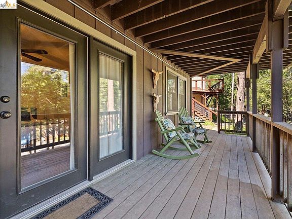 5th image of 22341 Ponderosa Dr