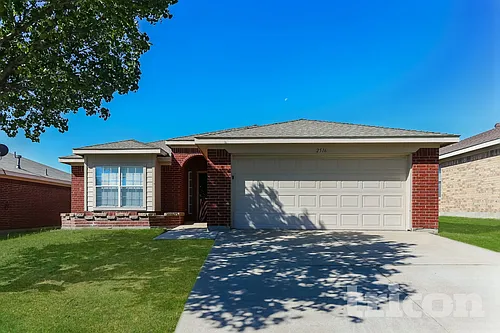 2516 Concina Way Photo 1