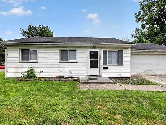 2nd image of 4298 Curundu Ave