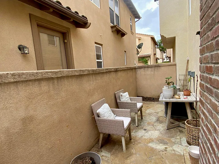 Patio on the ground floor