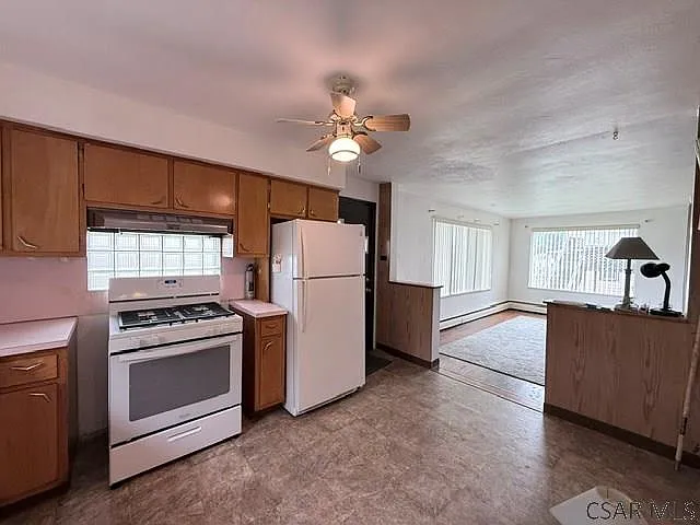 R130 Strayer St — Photo 10