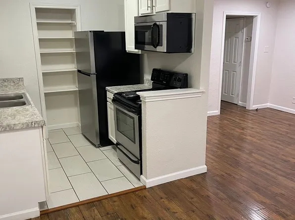 The Newport Apartments, 4950 Live Oak St APT 204, Dallas, TX 75206