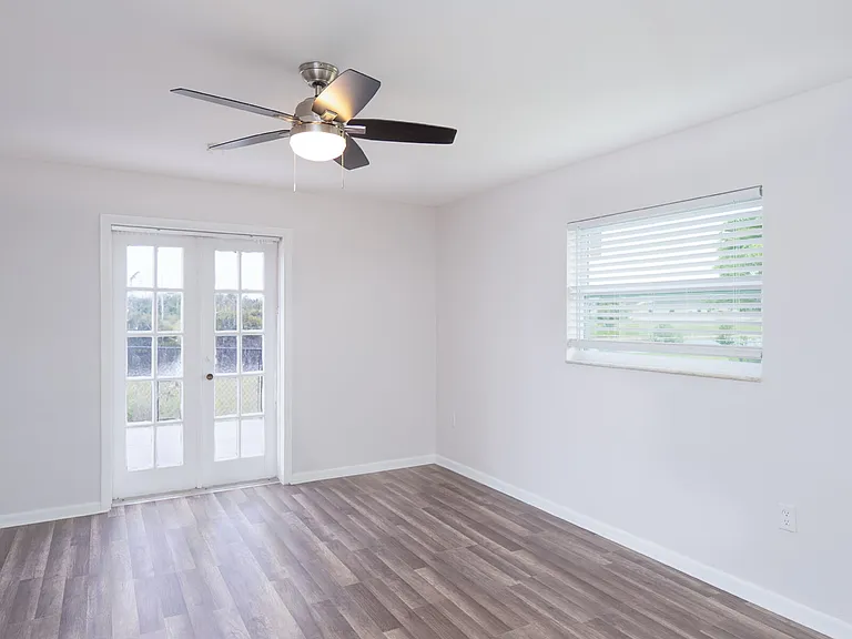 143 Rotonda Cir — Photo 26