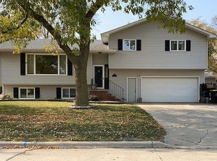 530 Kings Rd, Fairmont, MN 56031