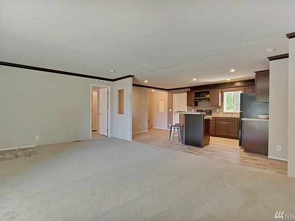 4th image of 30611 6th Avenue Ct S