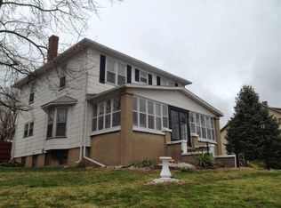 729 S 3rd St, Clinton, IN 47842