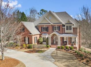 145 Inwood Ter, Roswell, GA 30075