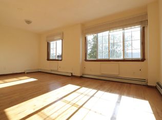 7003 67th Pl FLOOR 3, Ridgewood, NY 11385