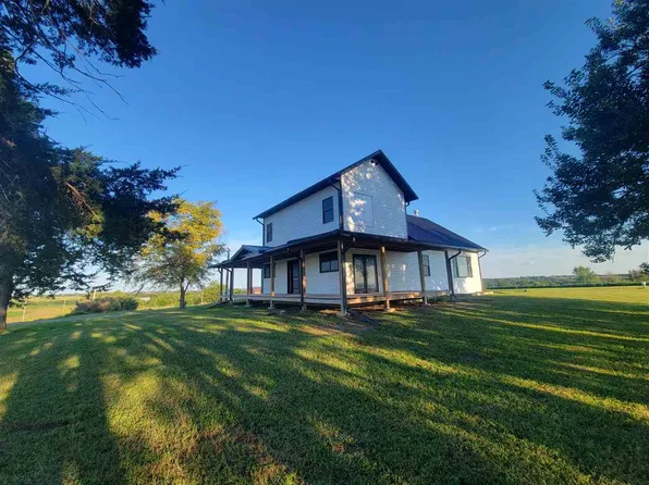 3271 190th St, Ainsworth, IA 52201