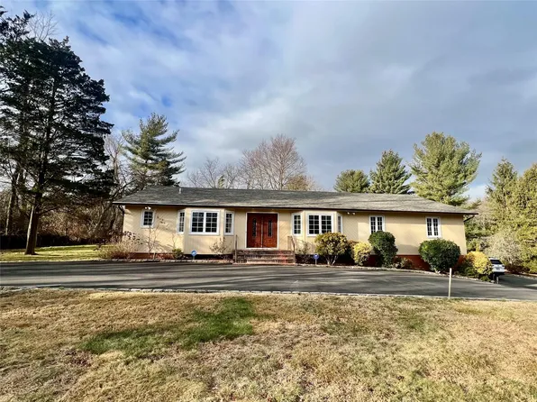 19 Berry Hill Road, Oyster Bay Cove, NY 11771
