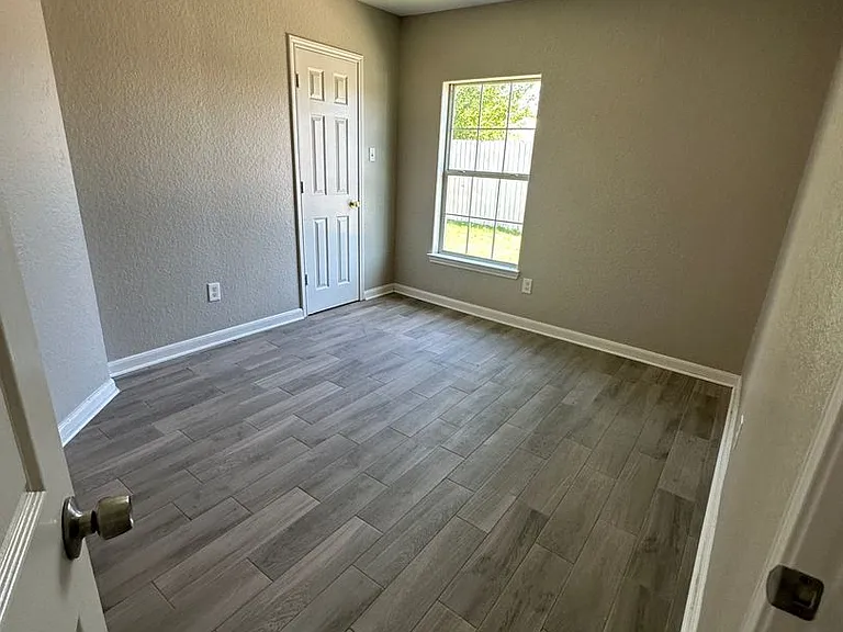 2105 Tidwell Rd — Photo 14
