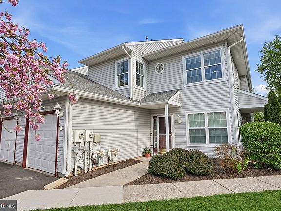 2nd image of 2406 Lynbrooke Dr