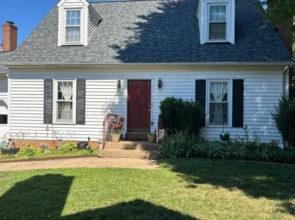 555 Tiffany Ct, Warrenton, VA 20186