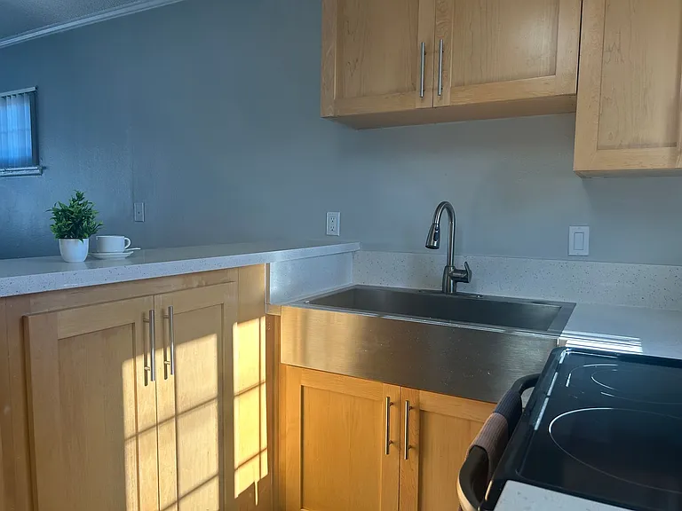 Villa Del Sol Apartments — Photo 36