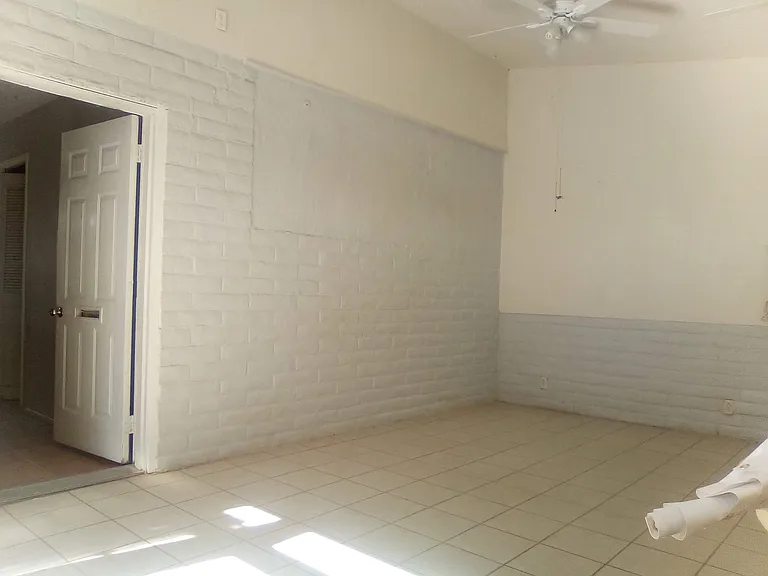 3344 E Flower St #1 — Photo 2