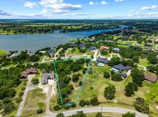 1915 W Emerald Bend Ct, Granbury, TX 76049