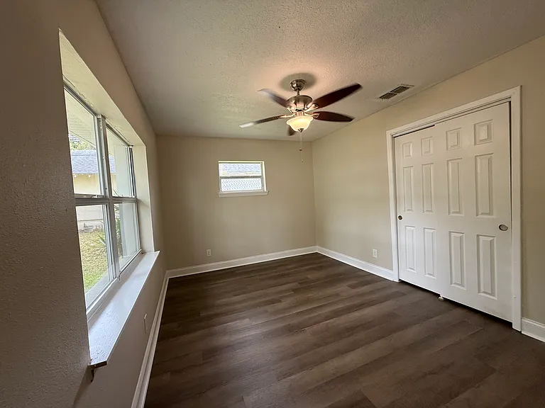 4822 Kingsbury St #1 — Photo 12