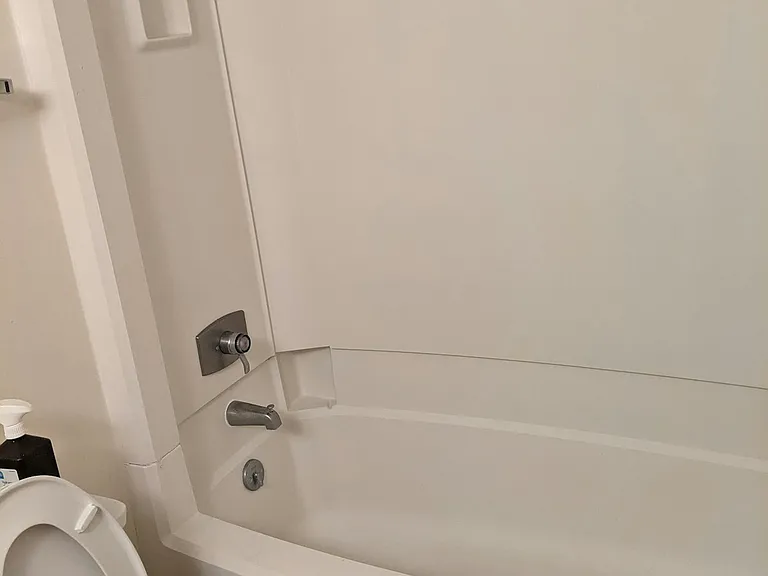 205 Yoakum Pkwy #421 — Photo 7