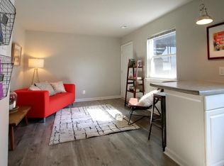 200 W Geer St APT B, Durham, NC 27701