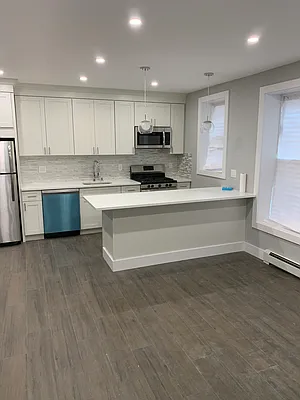 Rented by Modern Spaces | media 2