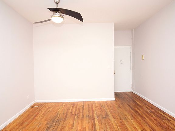 5th image of 270 Grand St #14