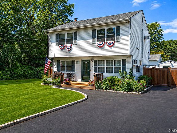 2nd image of 8 Halewood Drive