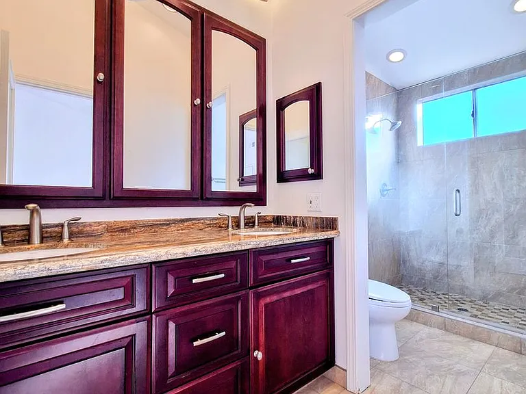 1206 Sierra Village Way — Photo 5