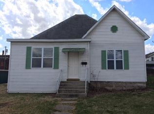 306 5th St, Monett, MO 65708