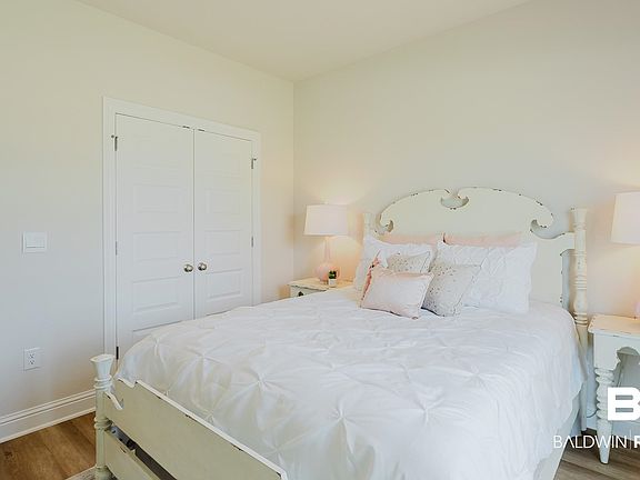 5th image of 22121 Aleutian Ave