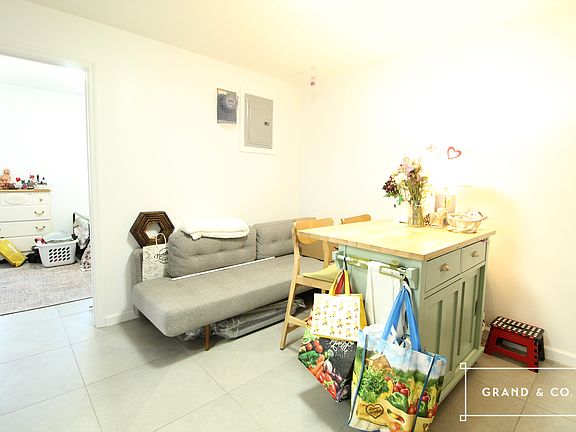 2nd image of 548 Grand St APT 3