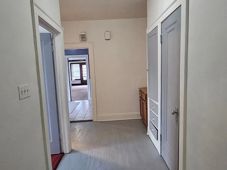 3319 W 126th St — Photo 19