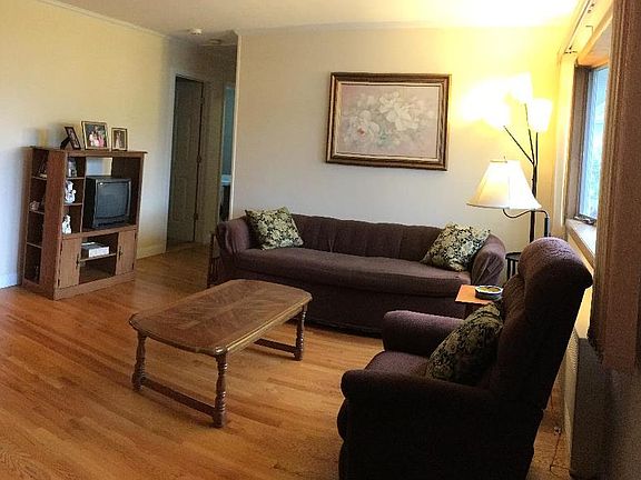 3rd image of 363 Harrison Ave