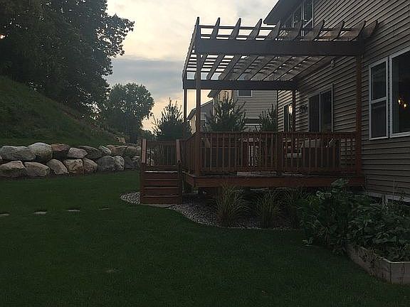 Back Deck with Pergola 
