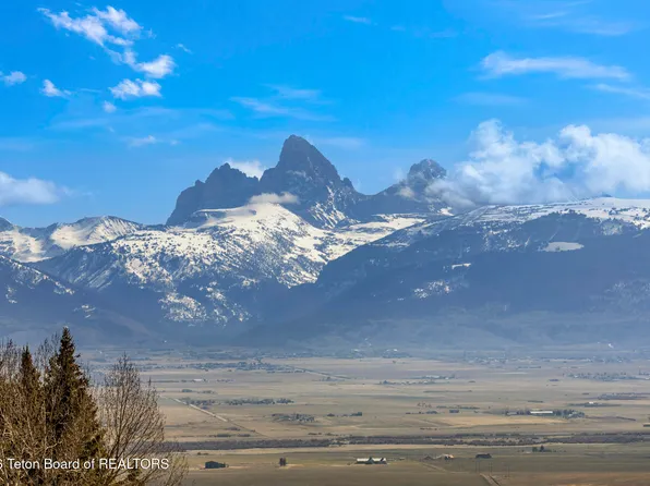 3374 Bainbridge Dr, Tetonia, ID 83452