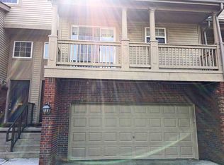 3075 Barclay Way, Ann Arbor, MI 48105