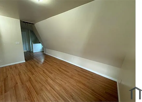 44 Durand Pl #3 — Photo 2