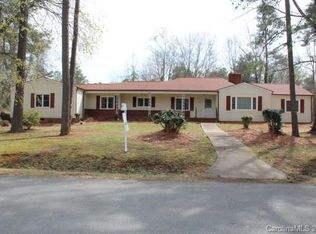 812 Wildwood St, Wadesboro, NC 28170