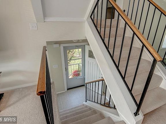 3rd image of 3482 Caledonia Cir